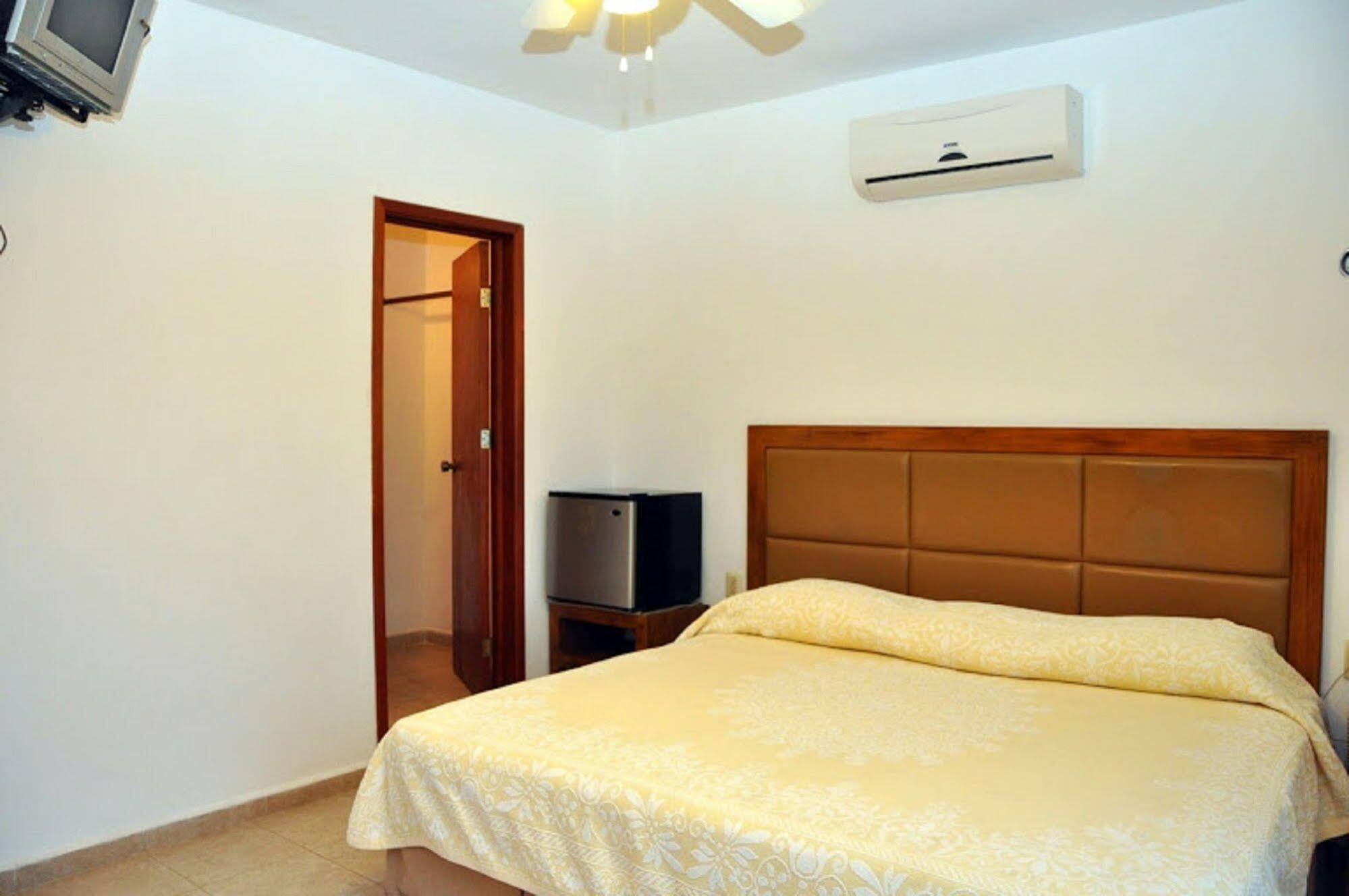 Chac Chi Hotel & Suites Isla Mujeres Eksteriør billede